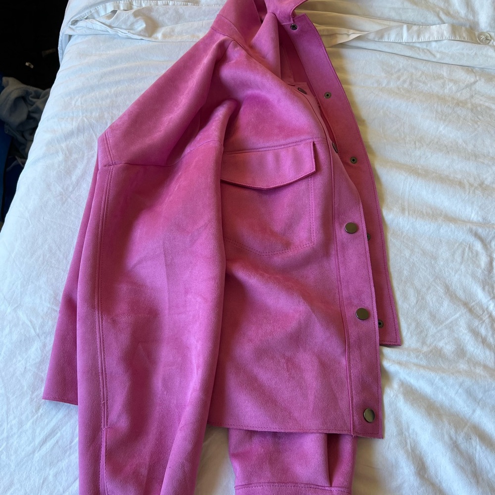 Pink suede shacket